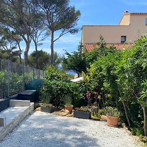  Appartement Entier T2 Climatisé, Parking Gratuit, Jardin,